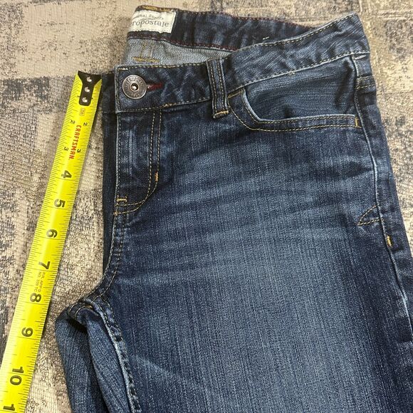 Aeropostale Capri Womens Jeans 9/10 Blue Dark Denim Flap Pockets Low Rise Pants - Picture 6 of 11